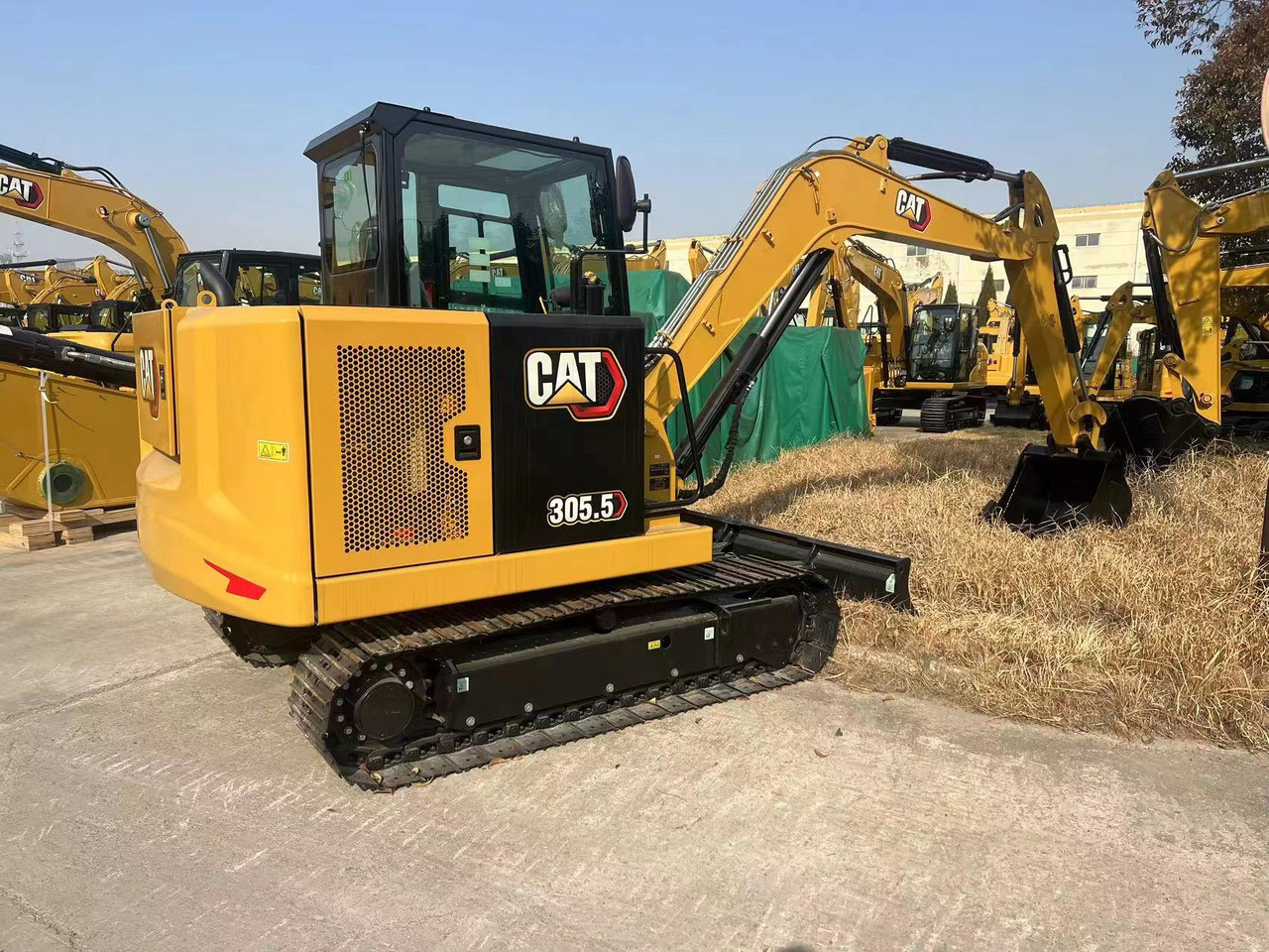 CAT 305.5 - Minibagger: das Bild 1 CAT 305.5 - Minibagger: das Bild 1