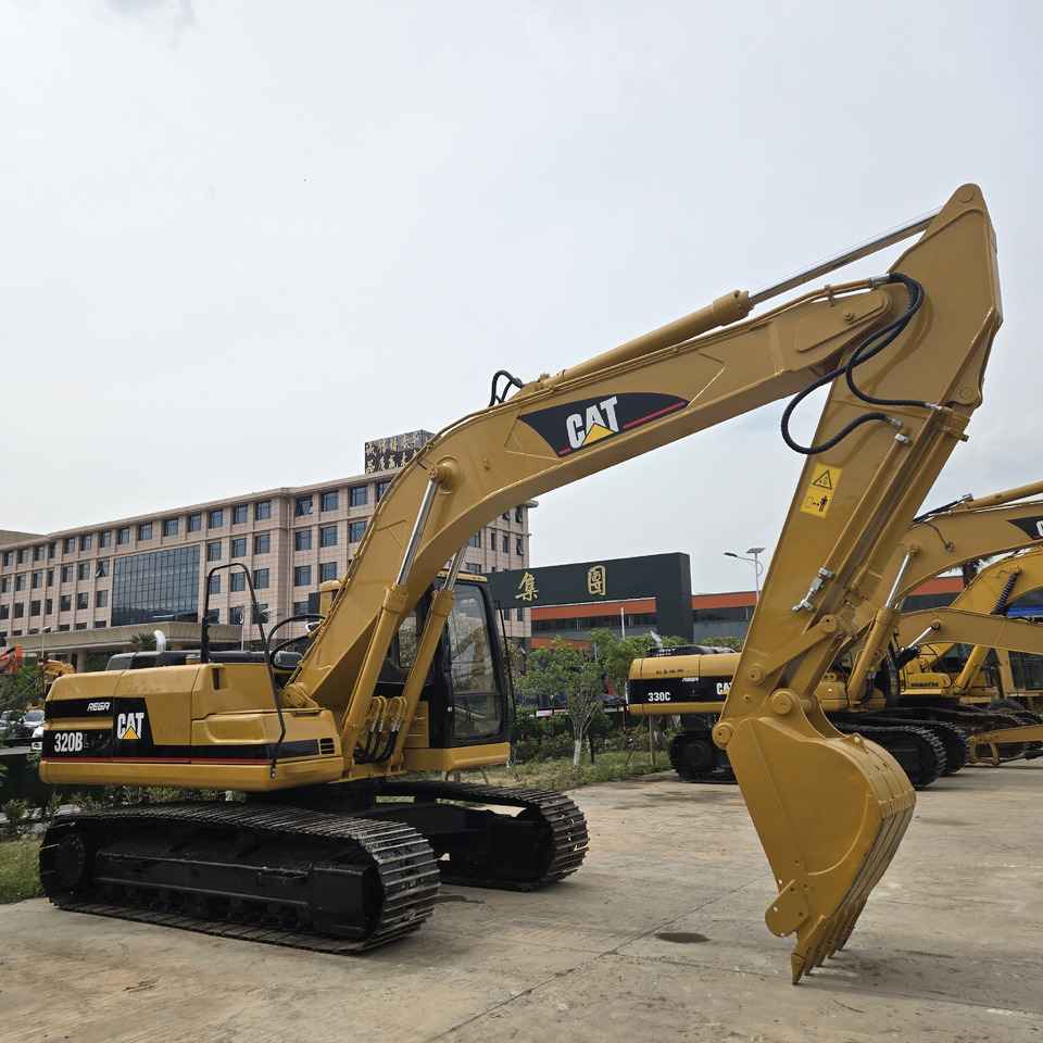 CATERPILLAR 320BL - Kettenbagger: das Bild 3 CATERPILLAR 320BL - Kettenbagger: das Bild 3
