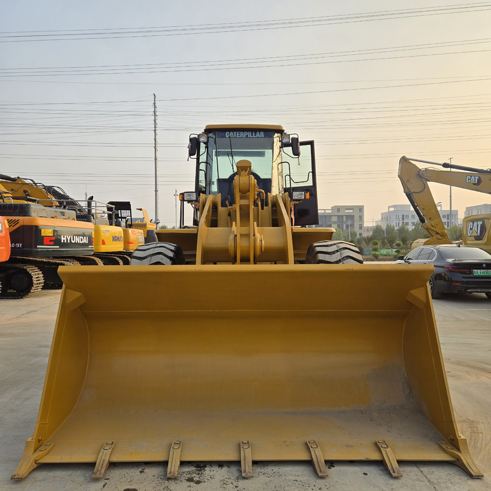 CATERPILLAR 966H - Radlader: das Bild 2 CATERPILLAR 966H - Radlader: das Bild 2