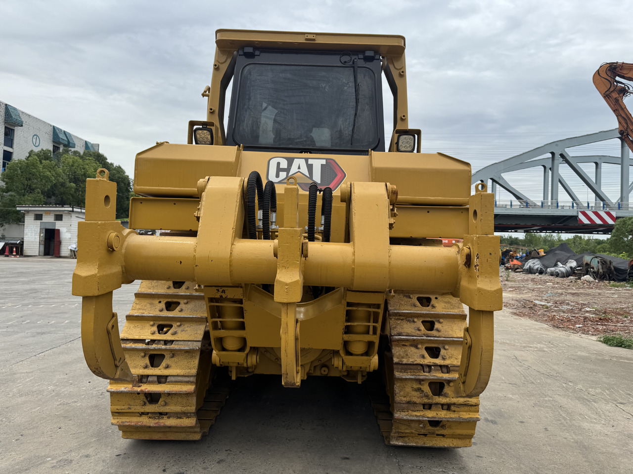 CATERPILLAR D6R - Bulldozer: das Bild 5 CATERPILLAR D6R - Bulldozer: das Bild 5