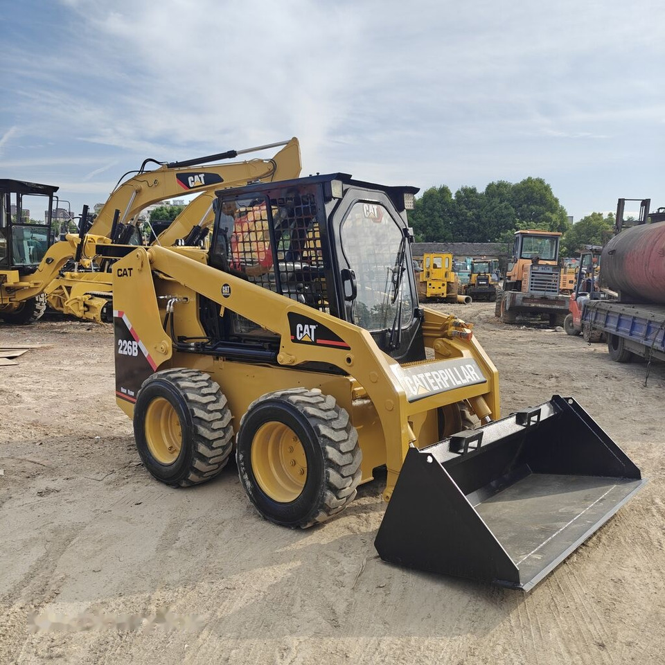 Caterpillar 226B - Kompaktlader: das Bild 5 Caterpillar 226B - Kompaktlader: das Bild 5