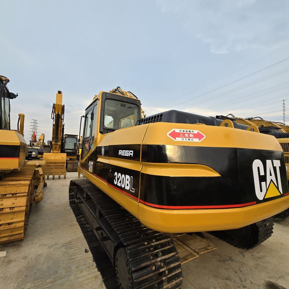 Caterpillar 320BL - Kettenbagger: das Bild 3 Caterpillar 320BL - Kettenbagger: das Bild 3