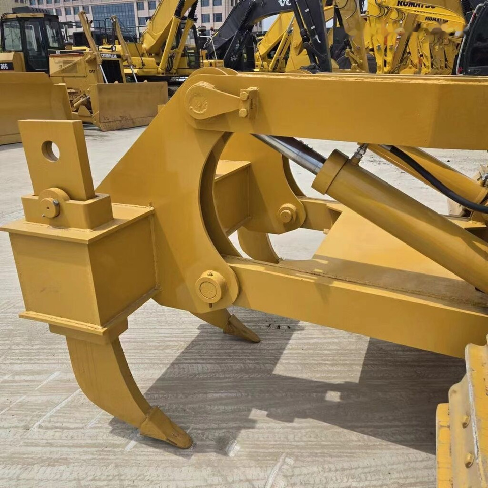 Bulldozer Caterpillar D6R: das Bild 11