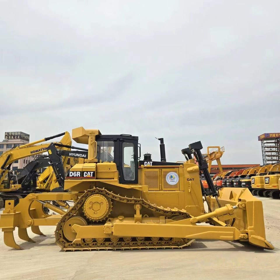 Bulldozer Caterpillar D6R: das Bild 10