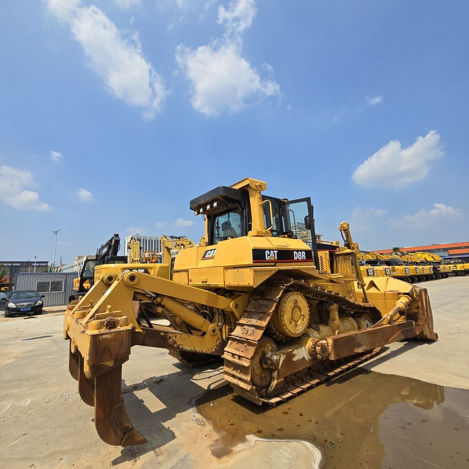 Caterpillar D8R - Bulldozer: das Bild 2 Caterpillar D8R - Bulldozer: das Bild 2