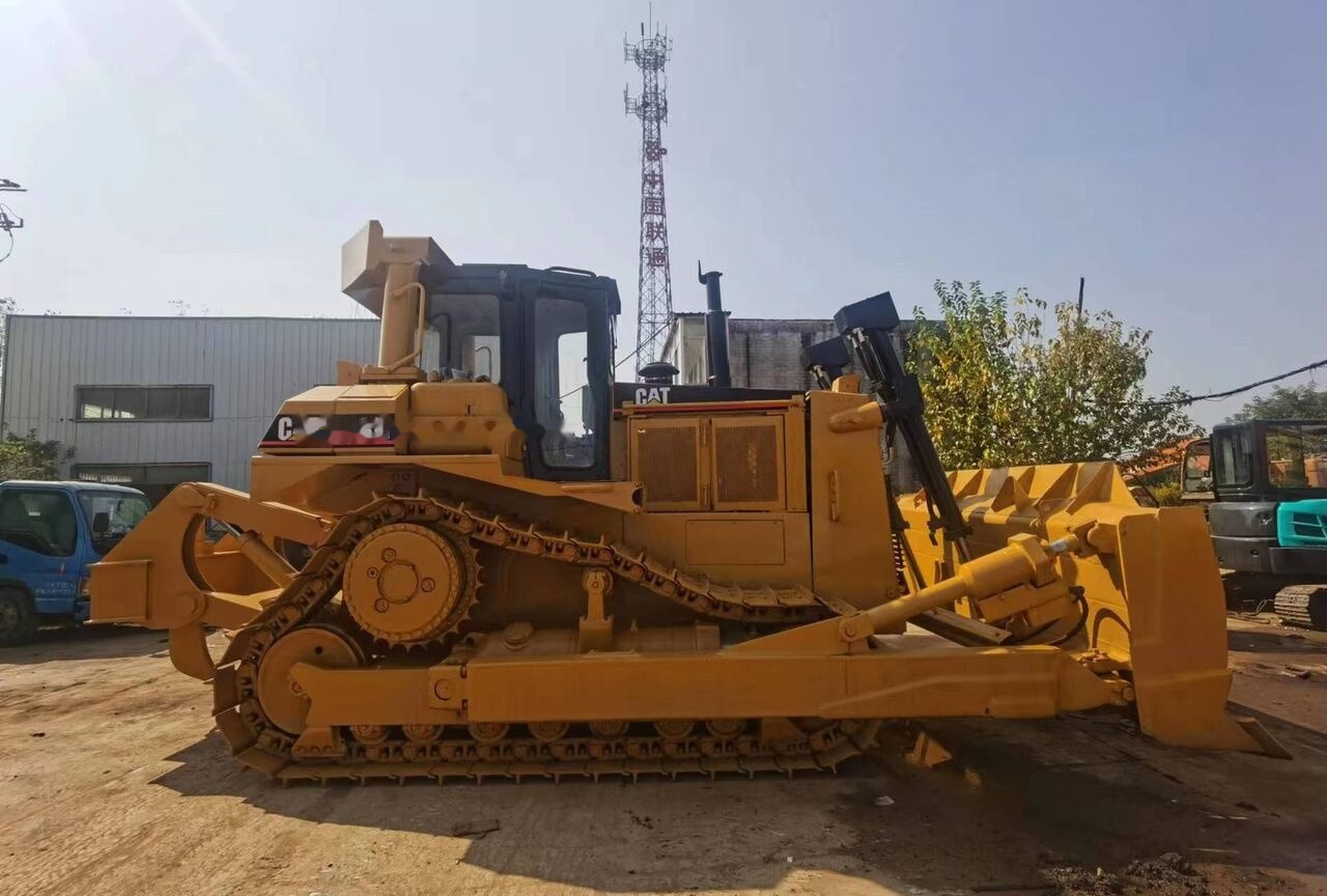 Caterpillar D8R - Bulldozer: das Bild 1 Caterpillar D8R - Bulldozer: das Bild 1