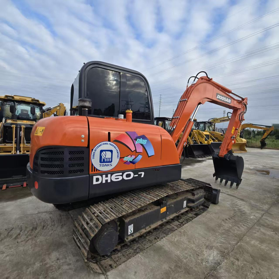 DOOSAN DH60-7 - Minibagger: das Bild 2 DOOSAN DH60-7 - Minibagger: das Bild 2