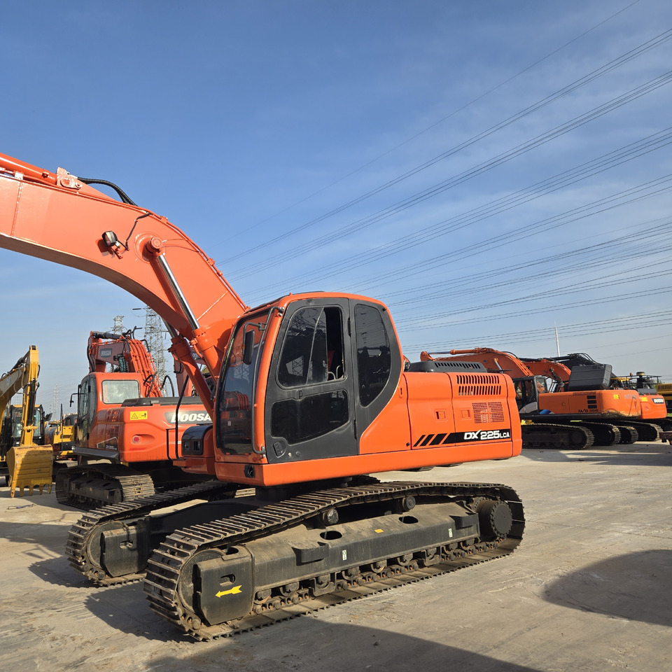 DOOSAN DX225LCA - Kettenbagger: das Bild 3 DOOSAN DX225LCA - Kettenbagger: das Bild 3