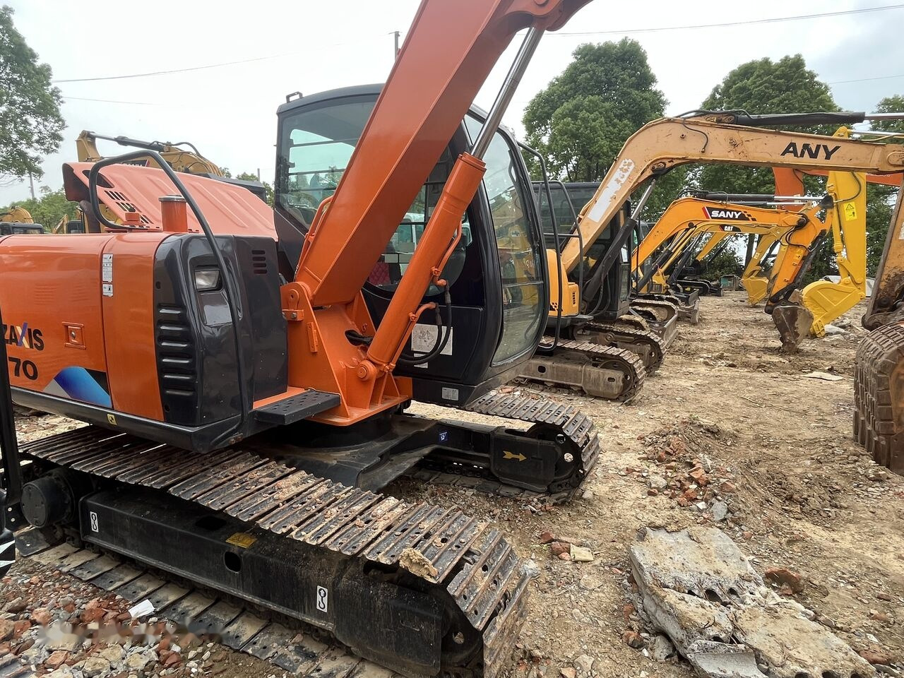 Hitachi ZX70 - Minibagger: das Bild 2 Hitachi ZX70 - Minibagger: das Bild 2