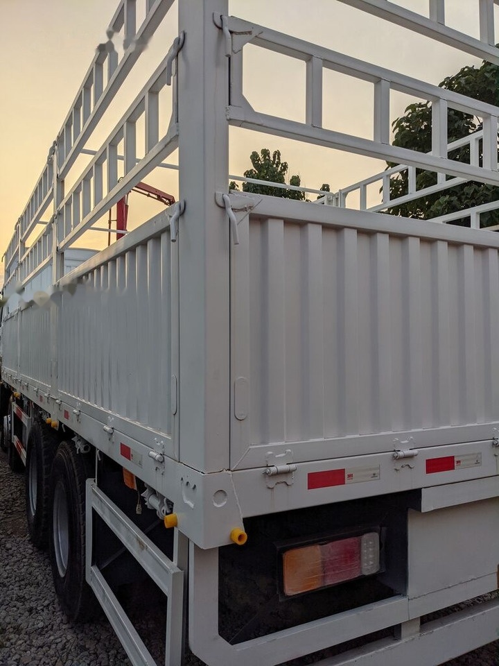 Howo 375 - Pritsche LKW: das Bild 5 Howo 375 - Pritsche LKW: das Bild 5