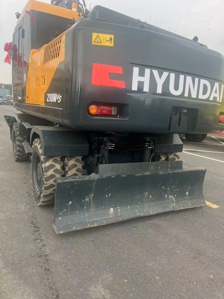 Hyundai 210W-9 - Mobilbagger: das Bild 5 Hyundai 210W-9 - Mobilbagger: das Bild 5
