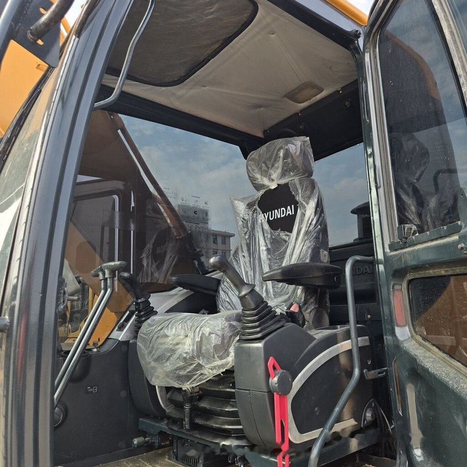 Kettenbagger Hyundai R220: das Bild 10