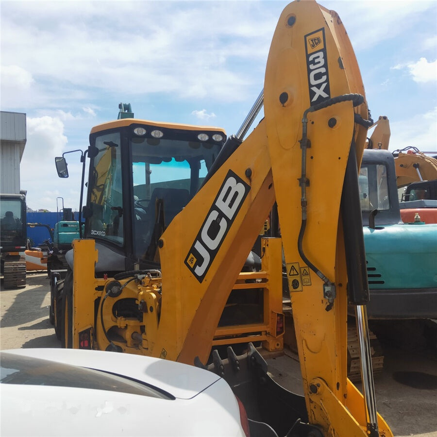 JCB 3CX - Baggerlader: das Bild 2 JCB 3CX - Baggerlader: das Bild 2