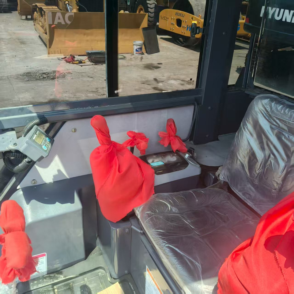 Minibagger KOMATSU PC30: das Bild 6
