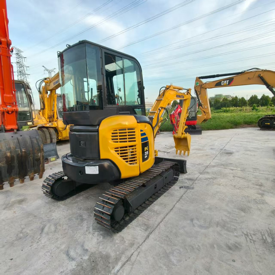 KOMATSU PC35 - Minibagger: das Bild 2 KOMATSU PC35 - Minibagger: das Bild 2