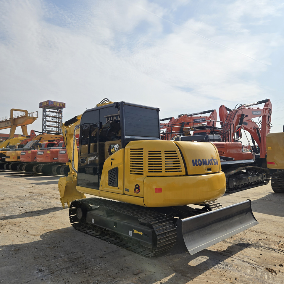 KOMATSU PC70-8 - Minibagger: das Bild 1 KOMATSU PC70-8 - Minibagger: das Bild 1
