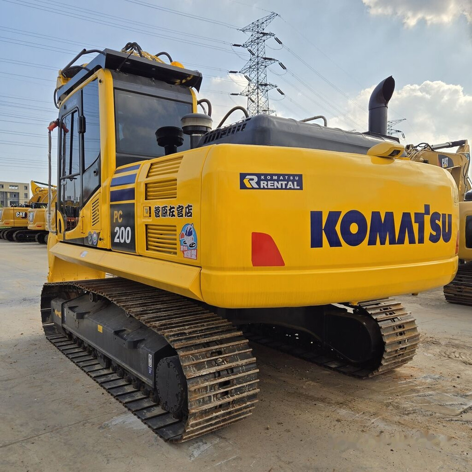 Komatsu PC200-8MO - Kettenbagger: das Bild 2 Komatsu PC200-8MO - Kettenbagger: das Bild 2