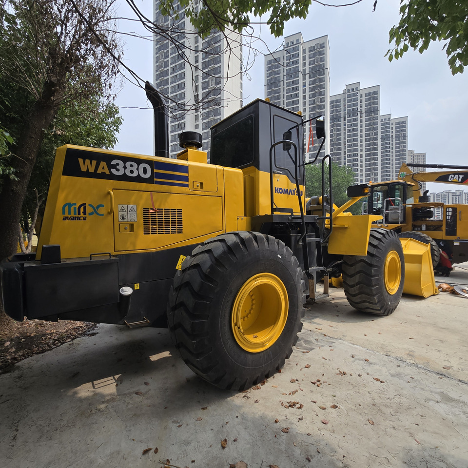 Komatsu WA380 - Radlader: das Bild 2 Komatsu WA380 - Radlader: das Bild 2