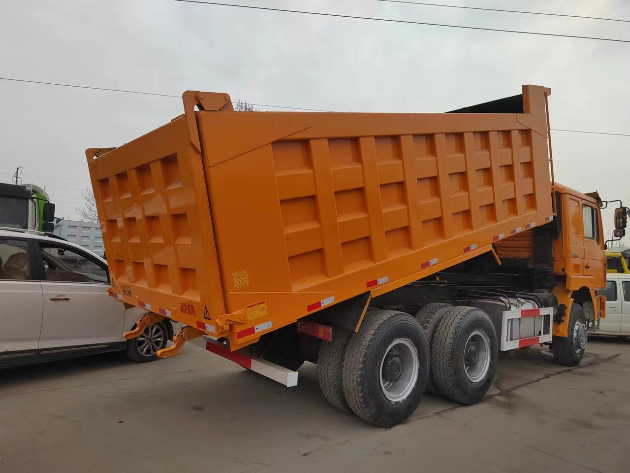 Kipper SHACMAN F3000: das Bild 8