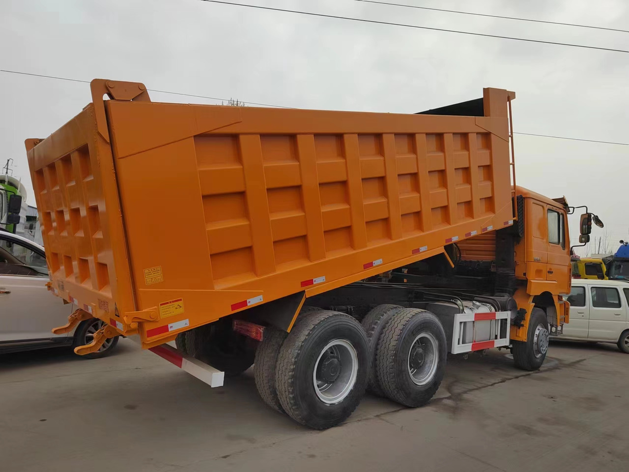 Kipper SHACMAN F3000: das Bild 7