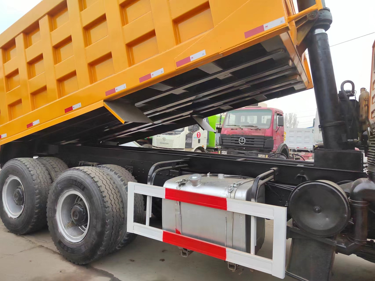 Kipper SHACMAN F3000: das Bild 6