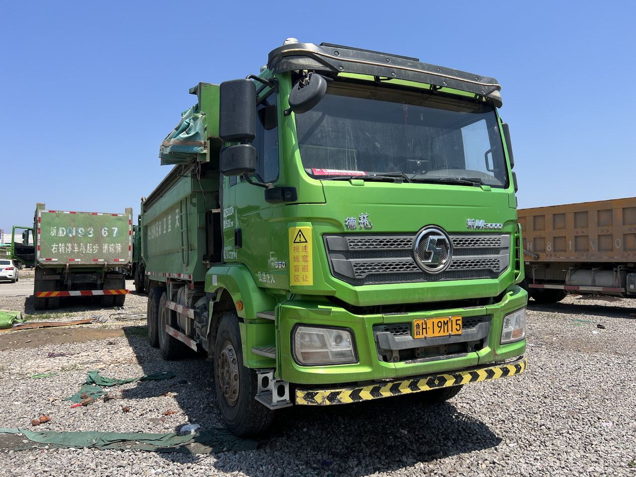 SHACMAN M3000 - Kipper: das Bild 1 SHACMAN M3000 - Kipper: das Bild 1