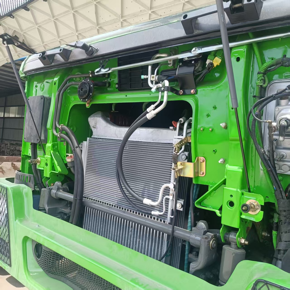 Kipper SINOTRUK HOWO 6x4: das Bild 7 Kipper SINOTRUK HOWO 6x4: das Bild 7