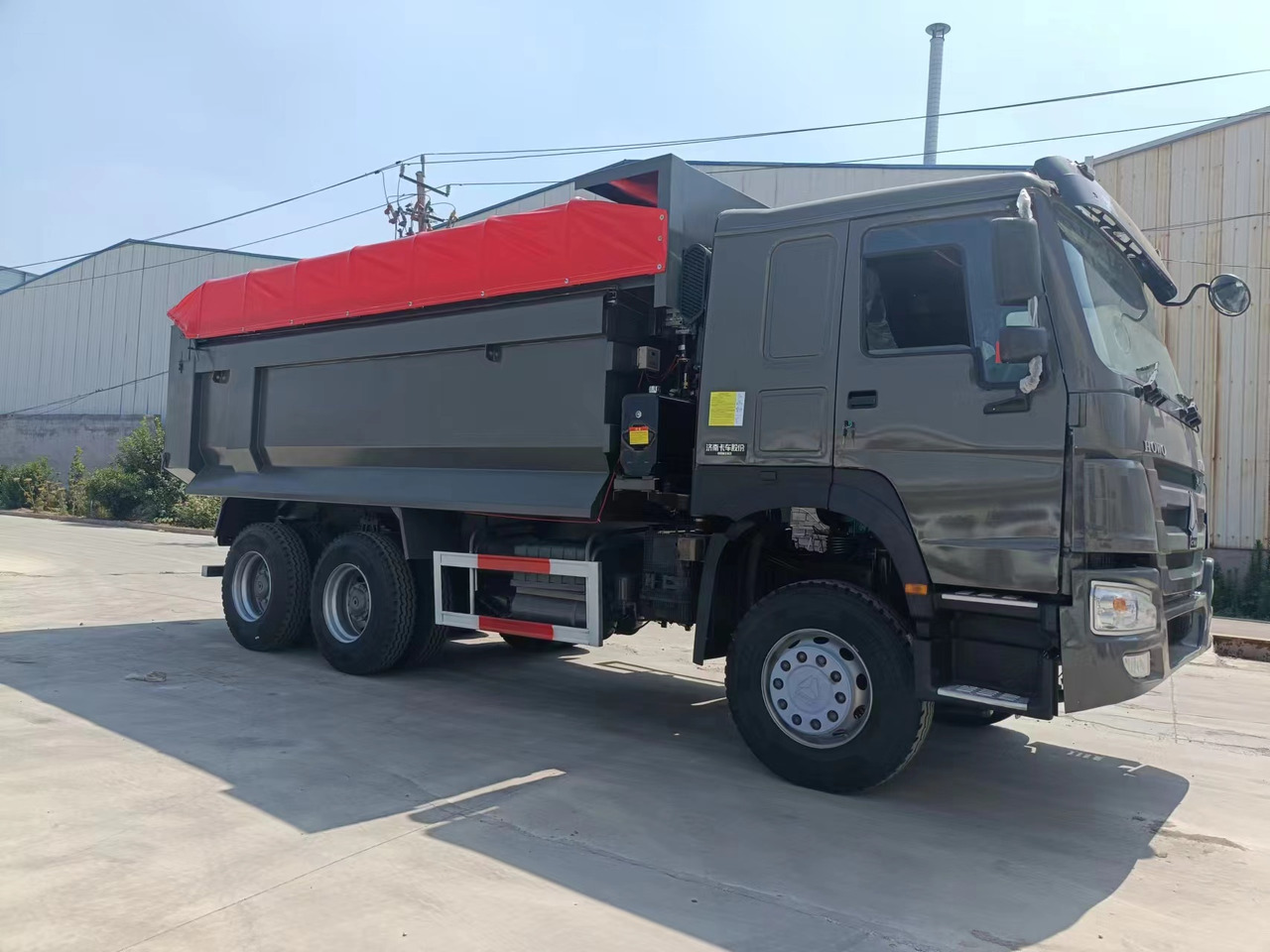 SINOTRUK HOWO - Koffer LKW: das Bild 4 SINOTRUK HOWO - Koffer LKW: das Bild 4