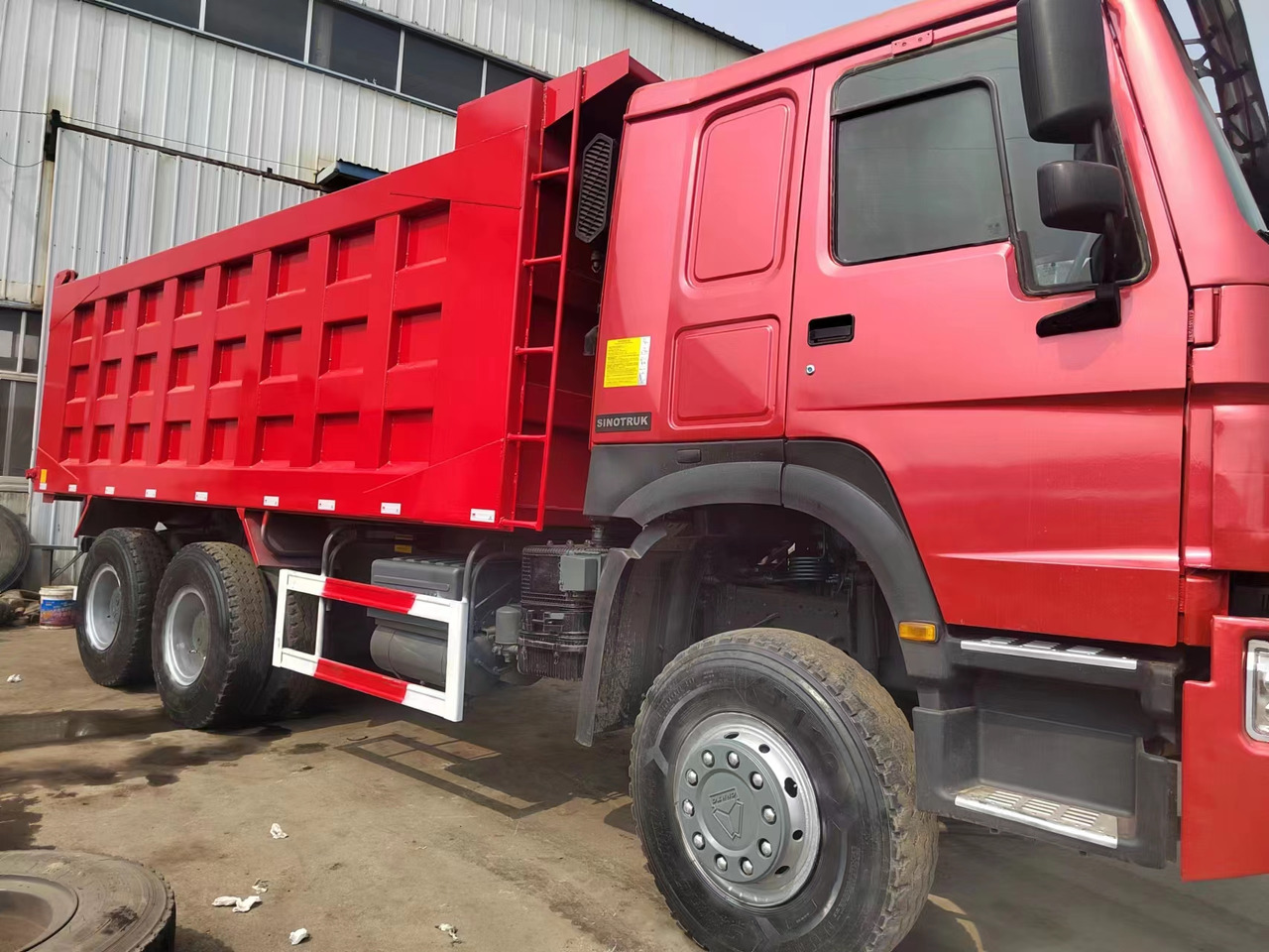 SINOTRUK Howo - Kipper: das Bild 4 SINOTRUK Howo - Kipper: das Bild 4