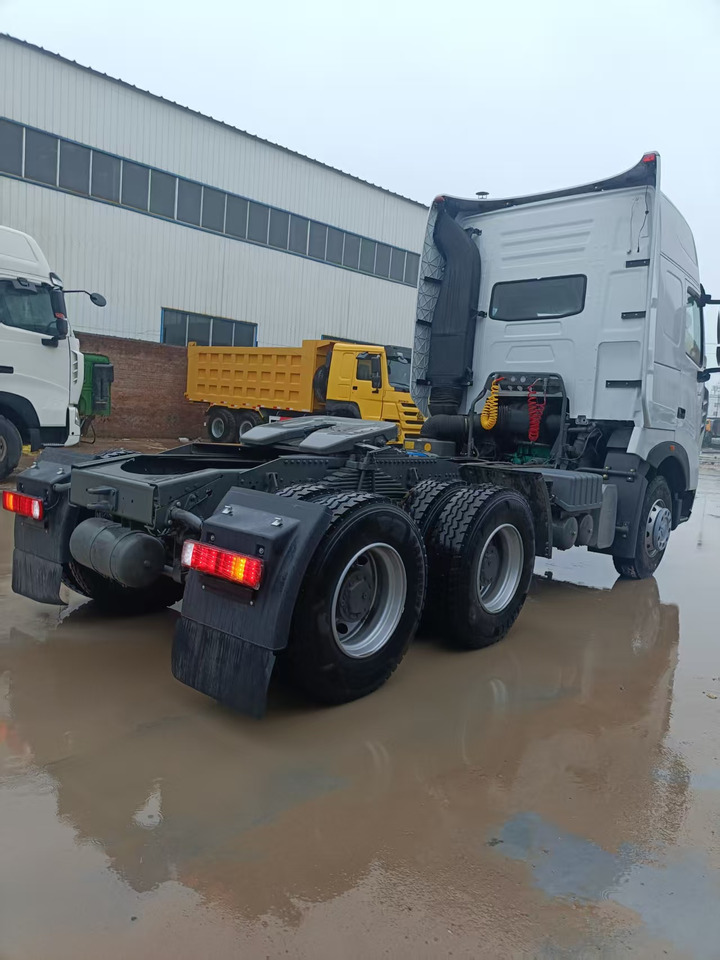 SINOTRUK HOWO - Sattelzugmaschine: das Bild 3 SINOTRUK HOWO - Sattelzugmaschine: das Bild 3