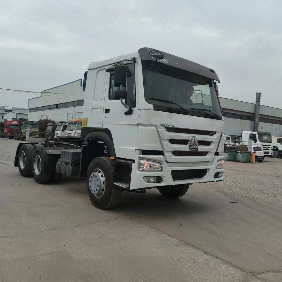 SINOTRUK HOWO trailer head - Sattelzugmaschine: das Bild 1 SINOTRUK HOWO trailer head - Sattelzugmaschine: das Bild 1