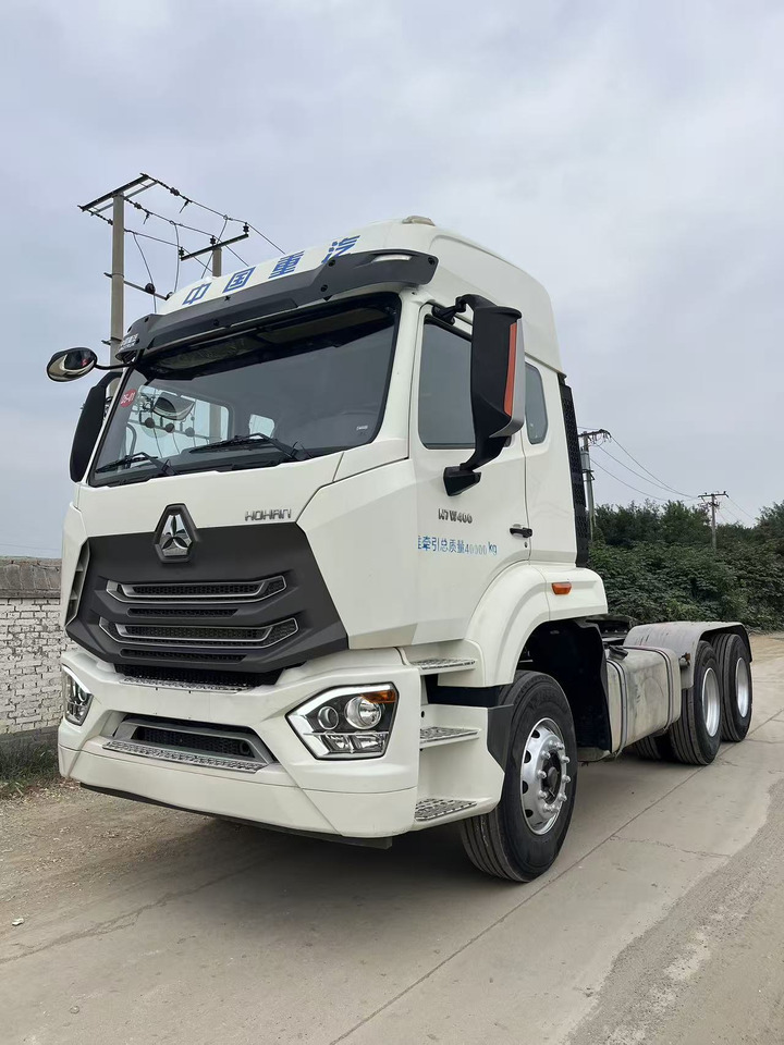 SINOTRUK Haohan - Sattelzugmaschine: das Bild 1 SINOTRUK Haohan - Sattelzugmaschine: das Bild 1