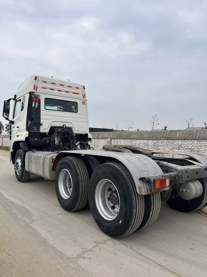 SINOTRUK Haohan - Sattelzugmaschine: das Bild 4 SINOTRUK Haohan - Sattelzugmaschine: das Bild 4