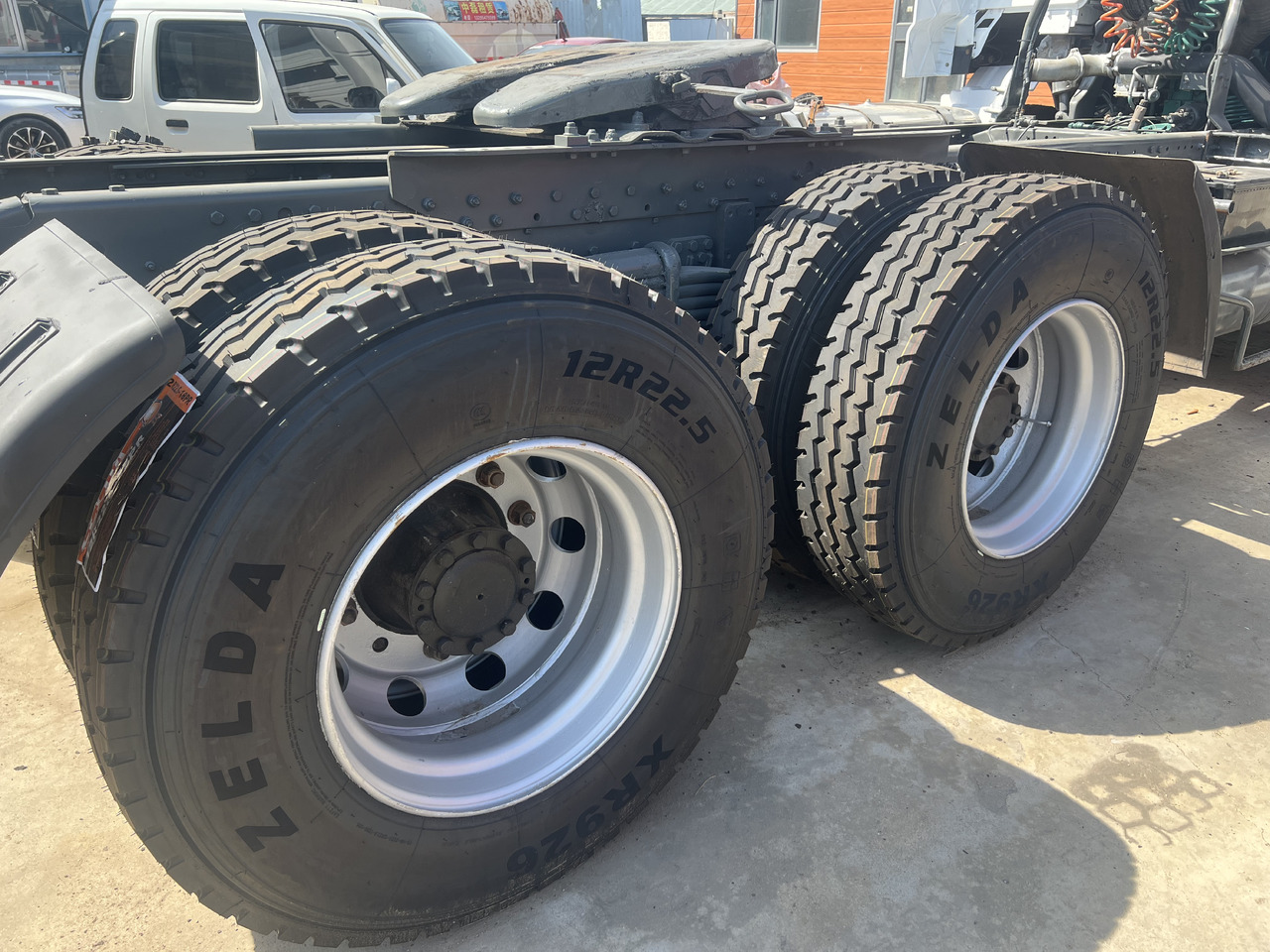 SINOTRUK Trailer head - Sattelzugmaschine: das Bild 5 SINOTRUK Trailer head - Sattelzugmaschine: das Bild 5