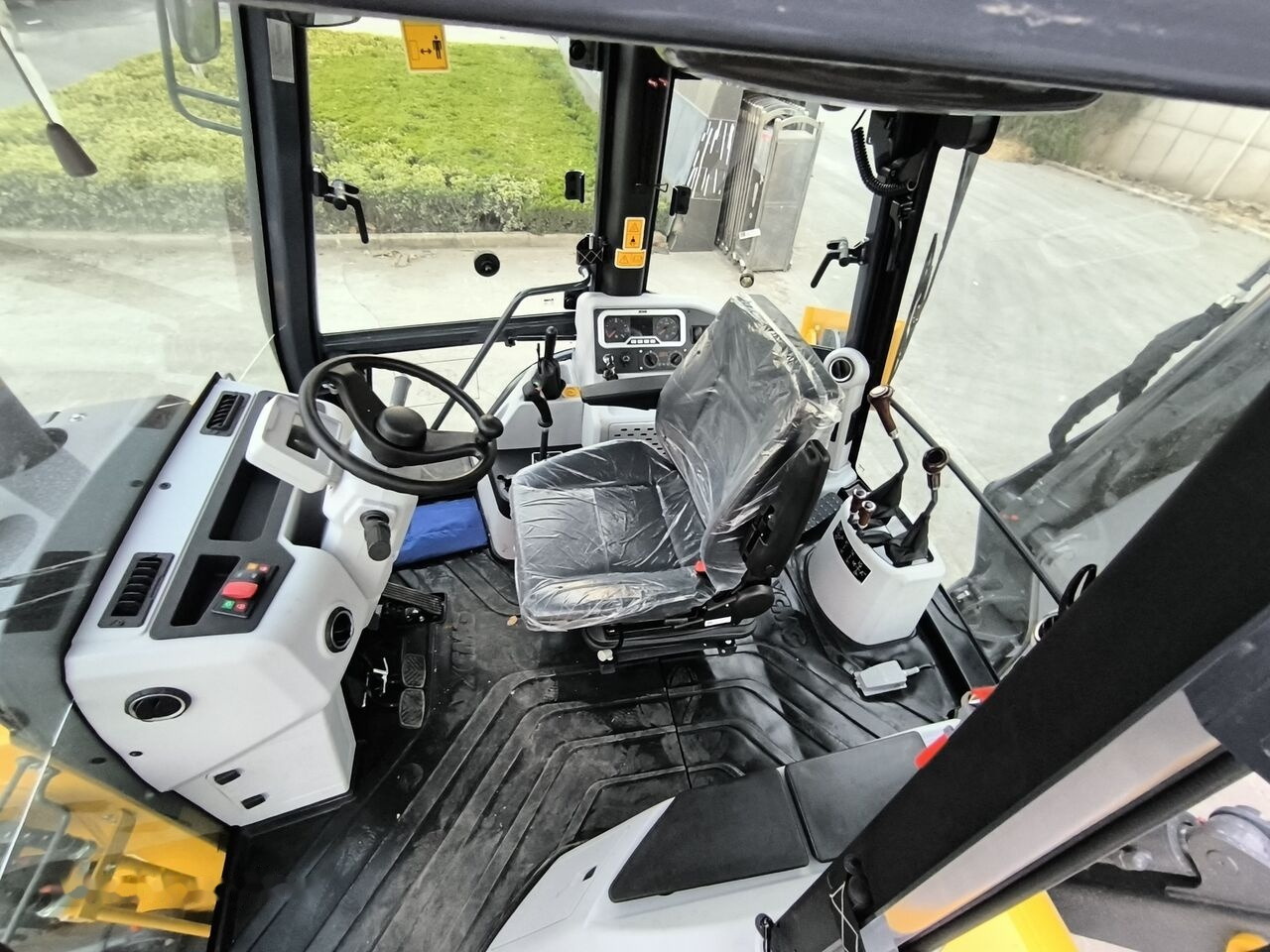 Baggerlader neu kaufen XCMG XT870K: das Bild 8