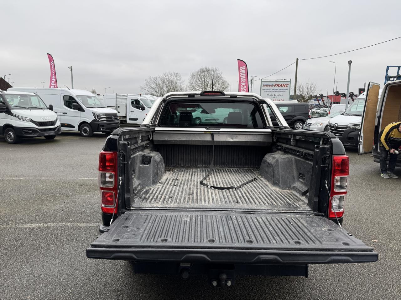 FORD RANGER 2.0 ECOBLUE 170CH SUPER CABINE XLT - Pick-up: das Bild 5 FORD RANGER 2.0 ECOBLUE 170CH SUPER CABINE XLT - Pick-up: das Bild 5