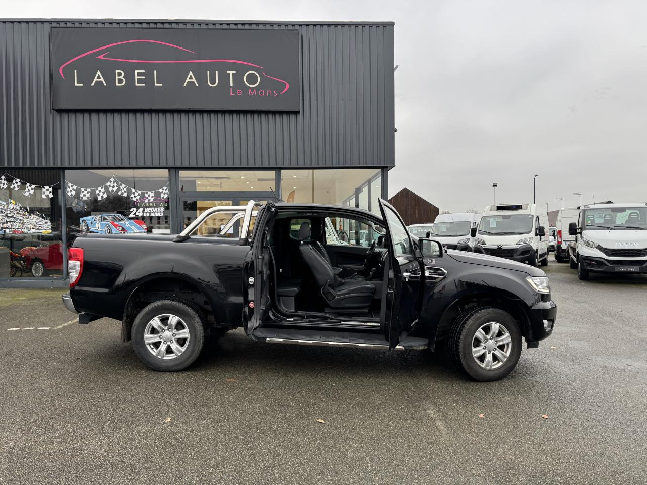 FORD RANGER 2.0 ECOBLUE 170CH SUPER CABINE XLT – Leasing FORD RANGER 2.0 ECOBLUE 170CH SUPER CABINE XLT: das Bild 9 FORD RANGER 2.0 ECOBLUE 170CH SUPER CABINE XLT – Leasing FORD RANGER 2.0 ECOBLUE 170CH SUPER CABINE XLT: das Bild 9