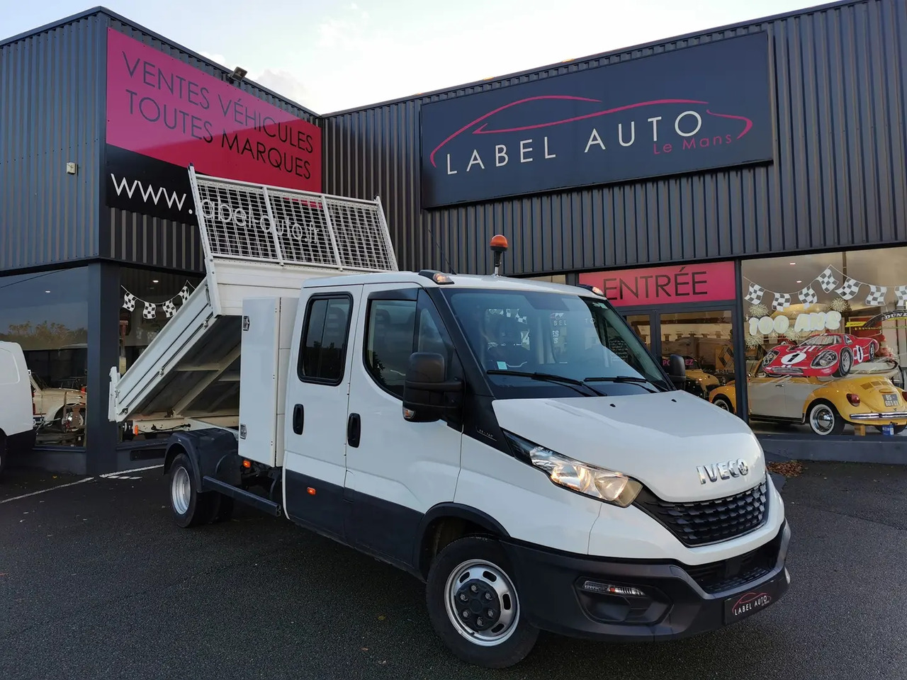 Iveco Daily 35C14H EMPATTEMENT 3750 - Kipper Transporter: das Bild 1 Iveco Daily 35C14H EMPATTEMENT 3750 - Kipper Transporter: das Bild 1