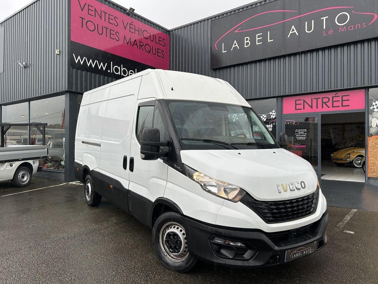 Iveco Daily 35S14 V12 - Kastenwagen: das Bild 1 Iveco Daily 35S14 V12 - Kastenwagen: das Bild 1