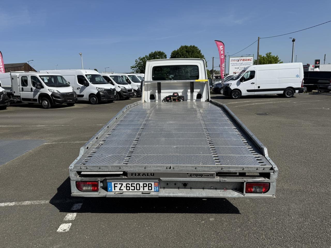 Iveco Daily IVECO PORTE VOITURE DEPANNEUSE 35 S 16 3L0 160 CH EMPATTEMENT 4100 PLATEAU FIX'ALU EQUIP'M - Autotransporter LKW: das Bild 4 Iveco Daily IVECO PORTE VOITURE DEPANNEUSE 35 S 16 3L0 160 CH EMPATTEMENT 4100 PLATEAU FIX'ALU EQUIP'M - Autotransporter LKW: das Bild 4