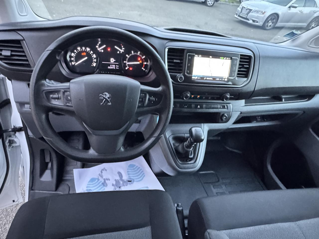 PEUGEOT EXPERT LONG 2.0 HDI 145CH ASPHALT - Kastenwagen: das Bild 3 PEUGEOT EXPERT LONG 2.0 HDI 145CH ASPHALT - Kastenwagen: das Bild 3