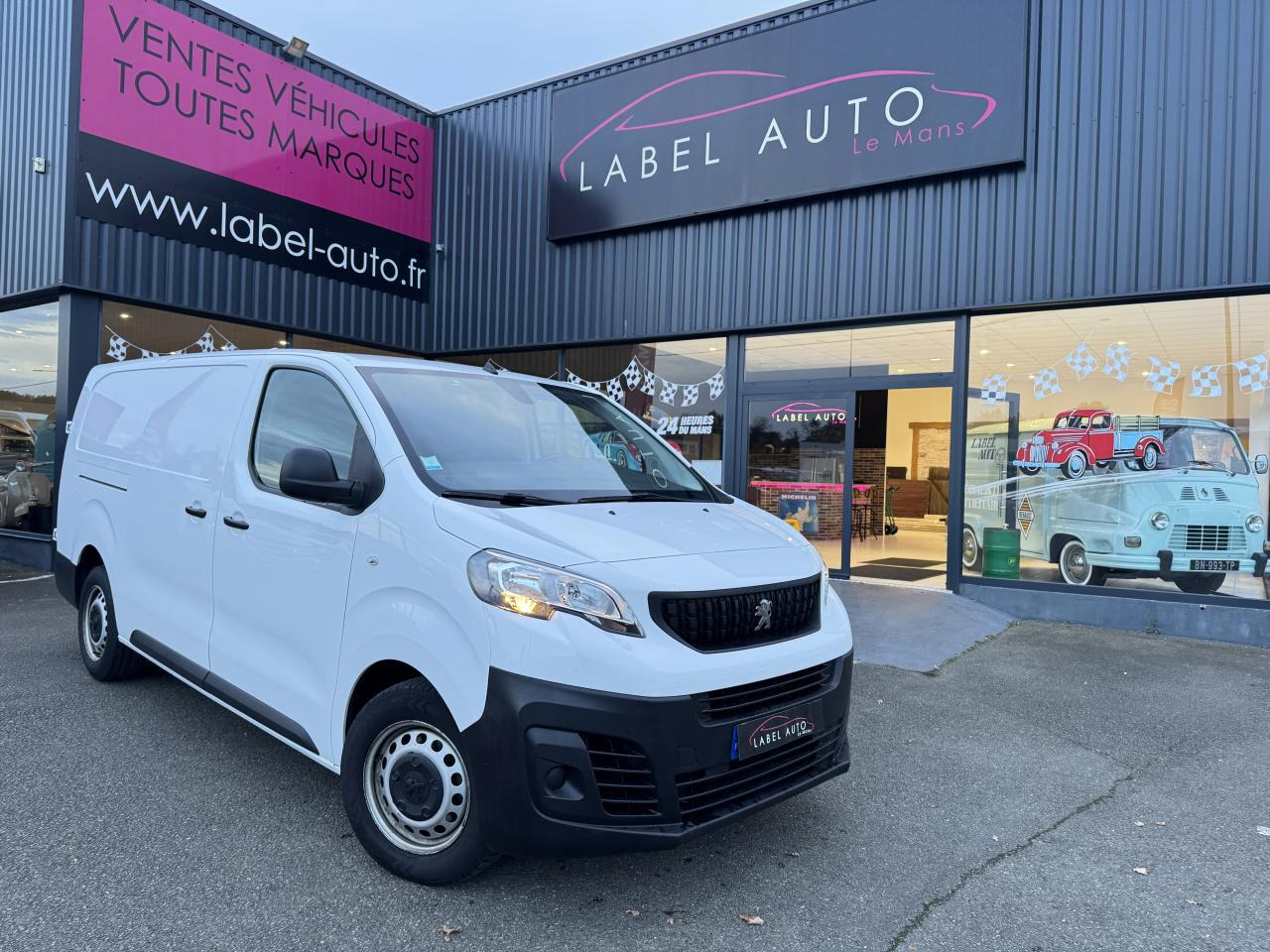 PEUGEOT EXPERT LONG 2.0 HDI 145CH ASPHALT - Kastenwagen: das Bild 1 PEUGEOT EXPERT LONG 2.0 HDI 145CH ASPHALT - Kastenwagen: das Bild 1