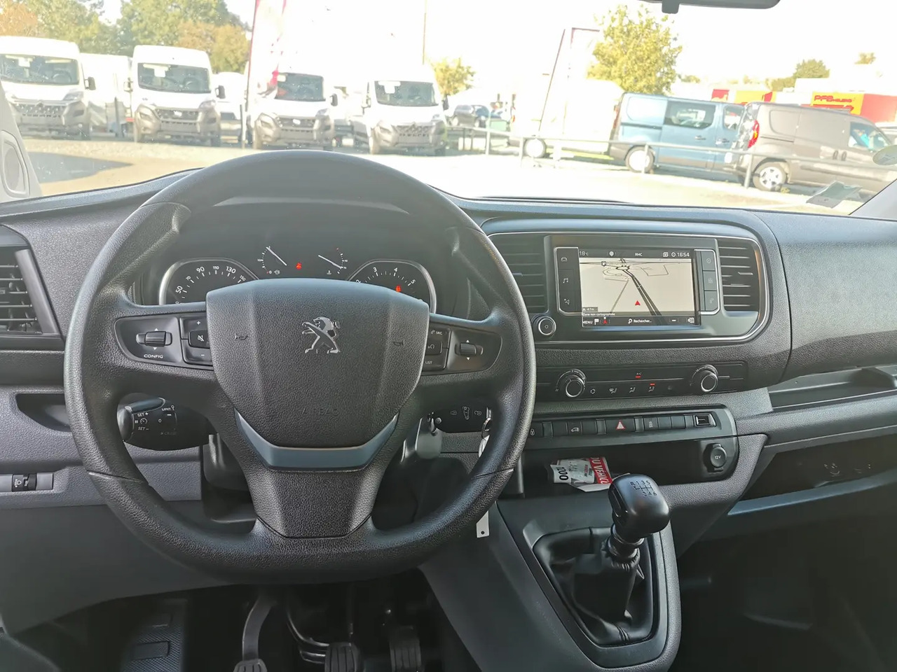 Peugeot Expert XL 2.0 BLUEHDI 145CH S&S PACK ASPHALT - Kastenwagen: das Bild 3 Peugeot Expert XL 2.0 BLUEHDI 145CH S&S PACK ASPHALT - Kastenwagen: das Bild 3