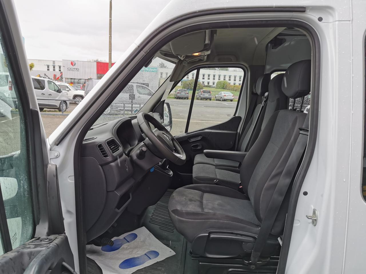 RENAULT MASTER 3T5 L2H2 2.3 DCI 150 CH CABINE APPROFONDIE 7 PLACES - Kastenwagen: das Bild 5 RENAULT MASTER 3T5 L2H2 2.3 DCI 150 CH CABINE APPROFONDIE 7 PLACES - Kastenwagen: das Bild 5