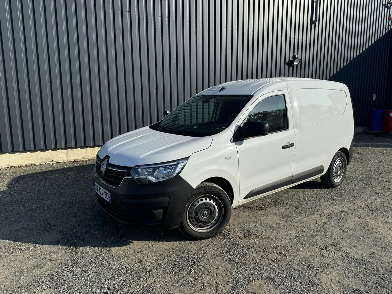 Renault Express 1.5 BLUE DCI 95CH CONFORT 22 - Transporter mit Doppelkabine: das Bild 1 Renault Express 1.5 BLUE DCI 95CH CONFORT 22 - Transporter mit Doppelkabine: das Bild 1