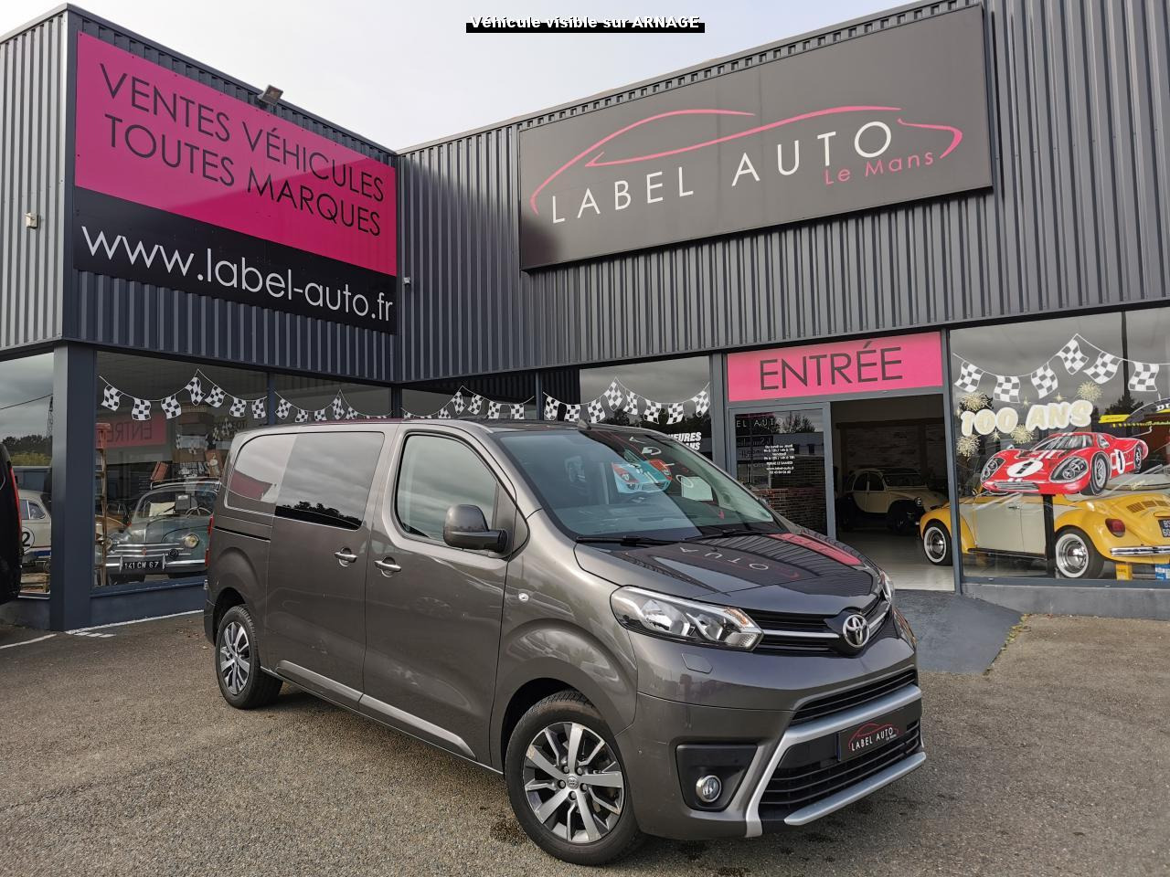 TOYOTA Proace 2.0 180 D-4D - BVA CABINE APPROFONDIE Cabine Medium - Kastenwagen: das Bild 1 TOYOTA Proace 2.0 180 D-4D - BVA CABINE APPROFONDIE Cabine Medium - Kastenwagen: das Bild 1