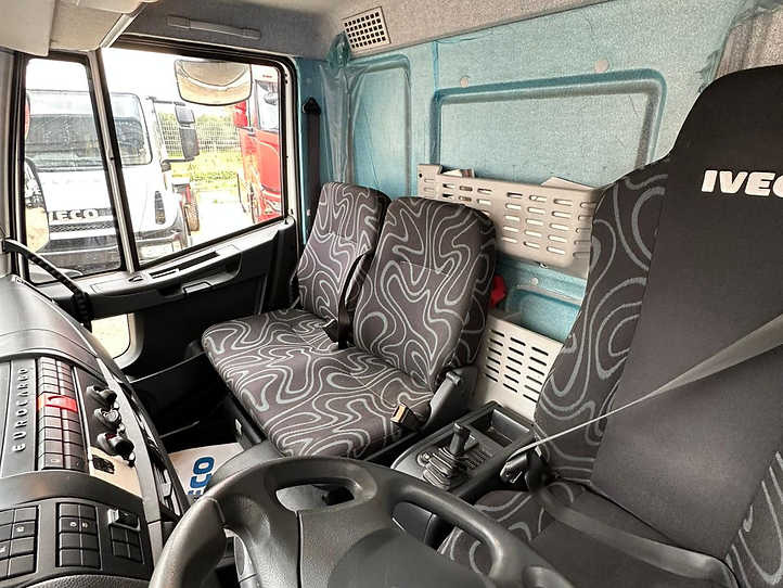 Eurocargo 100e22 - Koffer LKW: das Bild 5 Eurocargo 100e22 - Koffer LKW: das Bild 5