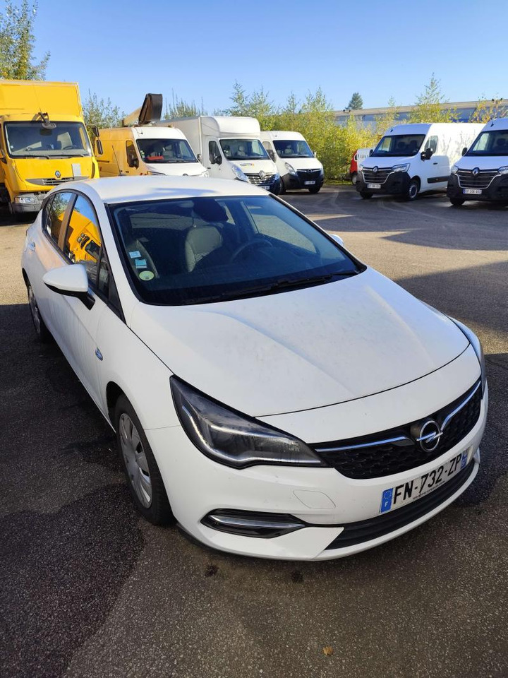 Opel Astra 1,5 Diesel 105 cv BVM6 5 places Edition business - PKW: das Bild 1 Opel Astra 1,5 Diesel 105 cv BVM6 5 places Edition business - PKW: das Bild 1