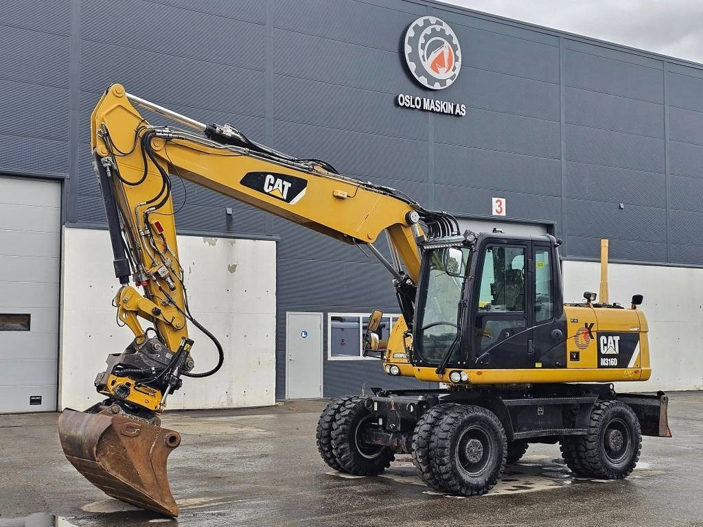 CAT M 316 D - Mobilbagger: das Bild 1 CAT M 316 D - Mobilbagger: das Bild 1