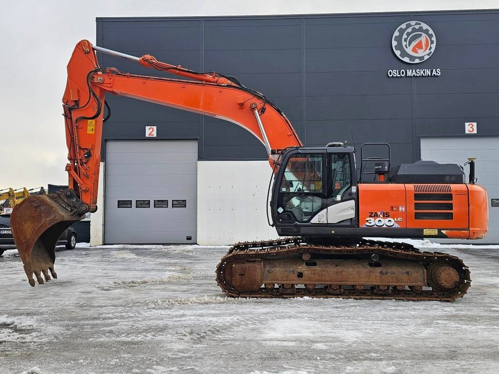 Hitachi ZX 300 LC-6 - Kettenbagger: das Bild 2 Hitachi ZX 300 LC-6 - Kettenbagger: das Bild 2